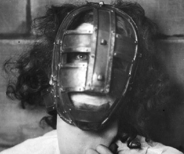 the-man-in-the-iron-mask.jpg